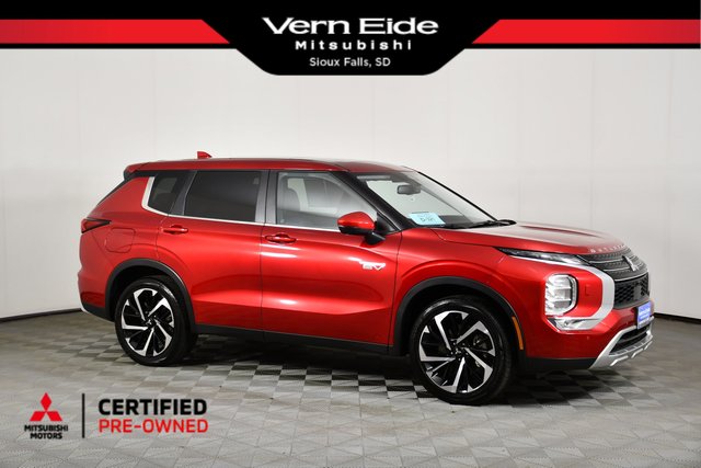 2025 Mitsubishi Outlander Plug-In Hybrid SE