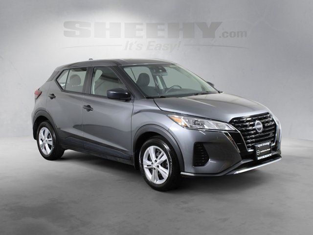 Used 2025 Gray Nissan S image 2