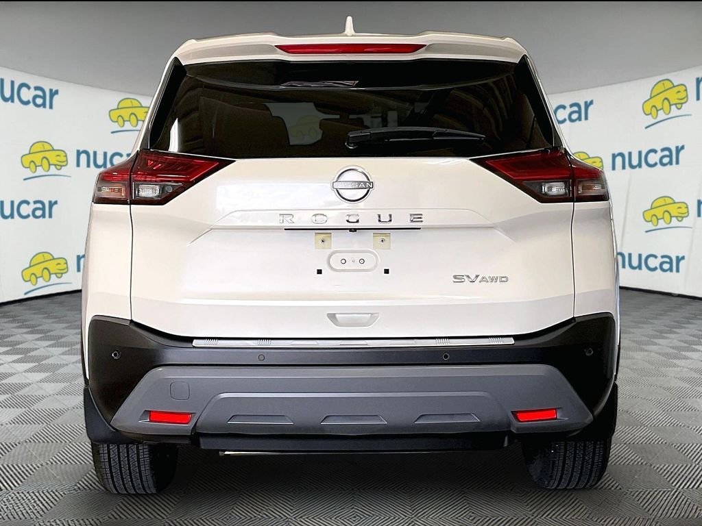 Used 2023 White Nissan SV image 5
