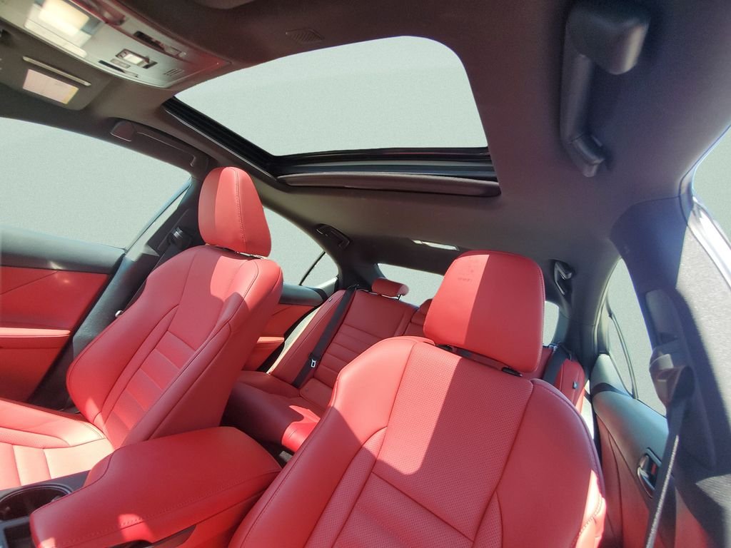 2025 Lexus IS 350 F SPORT - Photo 17