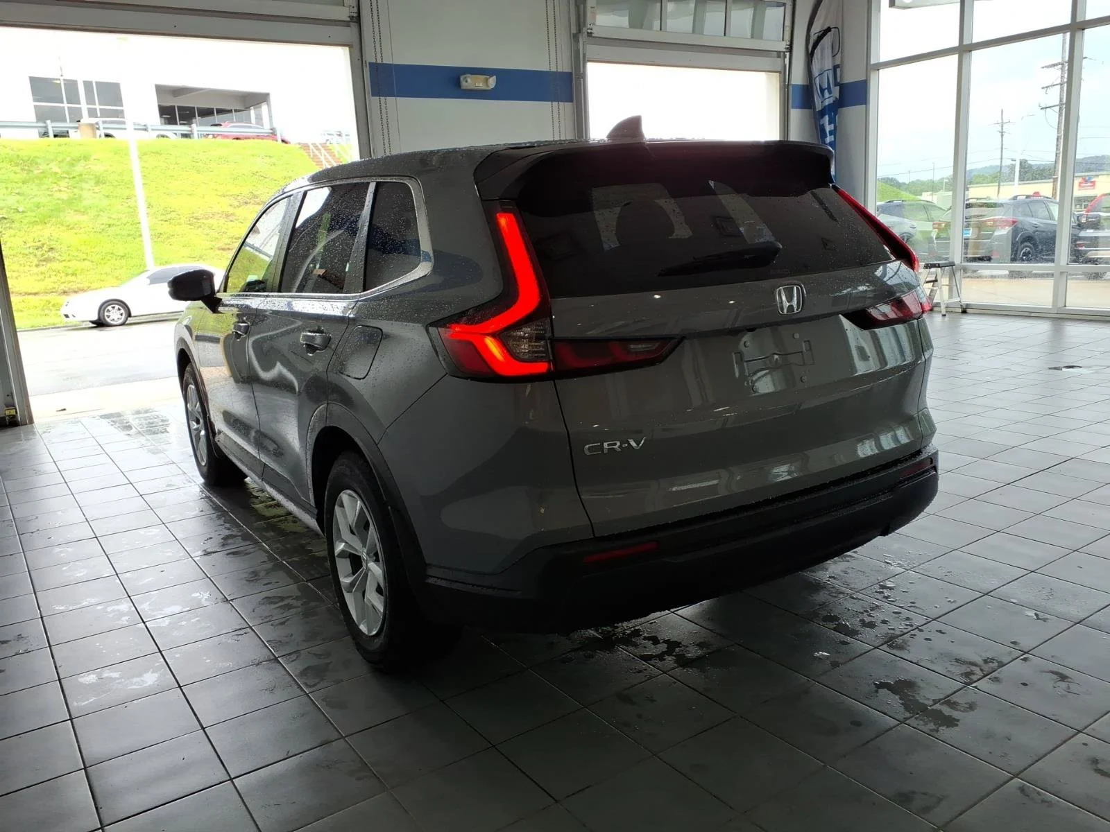 2024 Honda CR-V LX - Photo 7