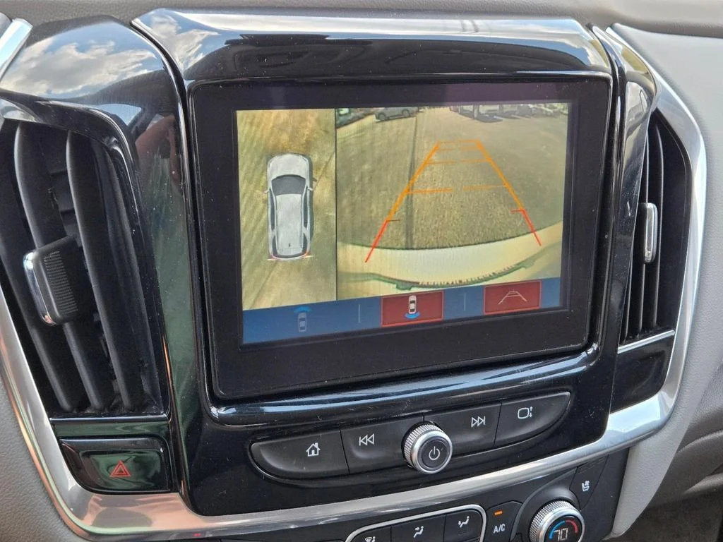 Used 2019 Beige Chevrolet Premier image 27