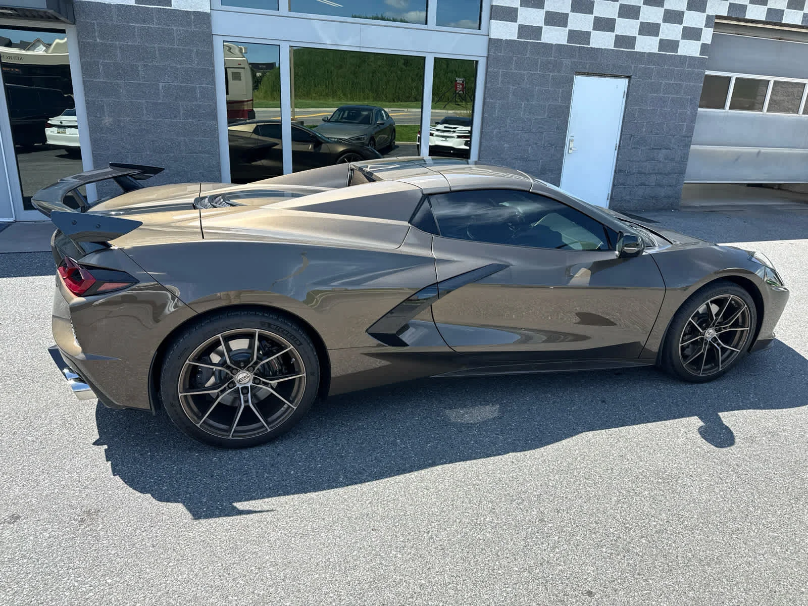Used 2021 Zeus Bronze Metallic Chevrolet 2LT image 4