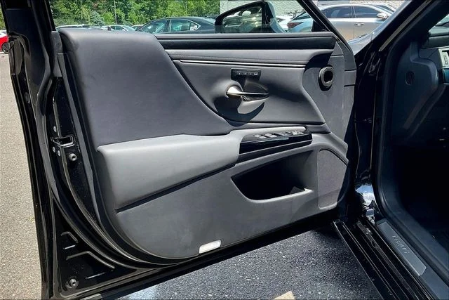 Certified Used 2024 Black Lexus 300h image 20