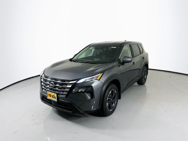 Used 2026 Gray Nissan SV image 3