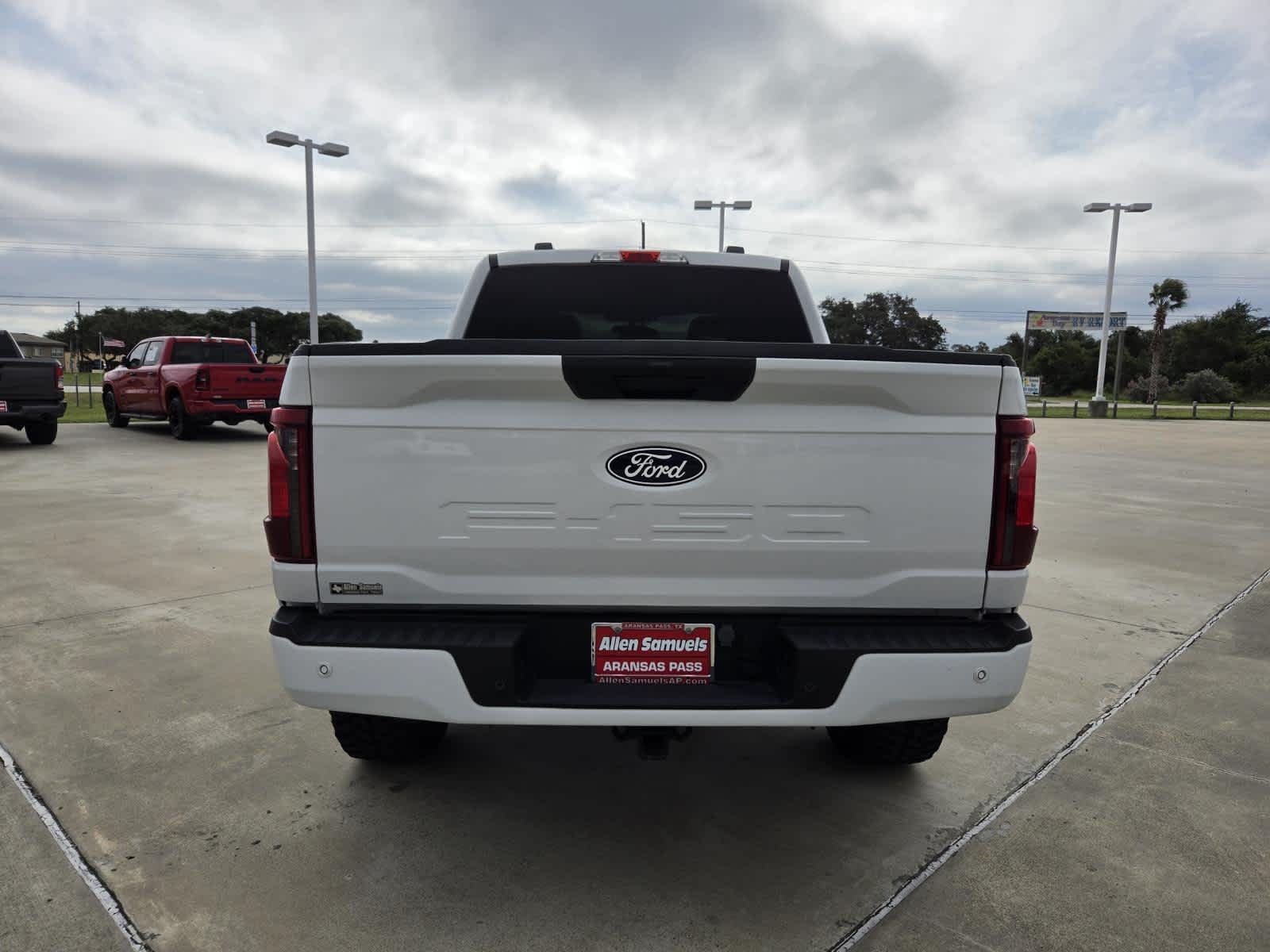 Used 2024 Oxford White Ford STX image 4
