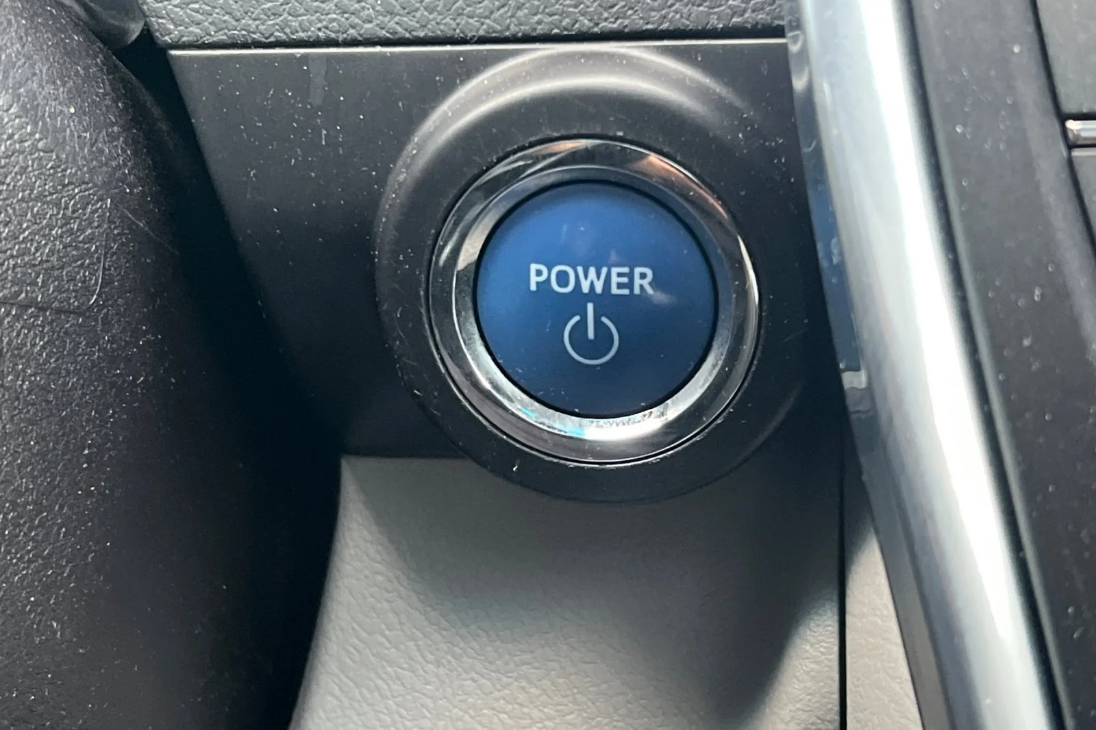 Used 2017 Celestial Silver Toyota Hybrid XLE image 22