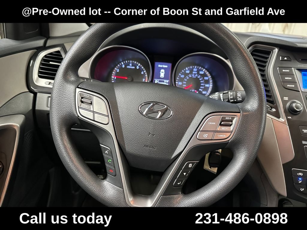 Used 2014 Gray Hyundai Base image 20