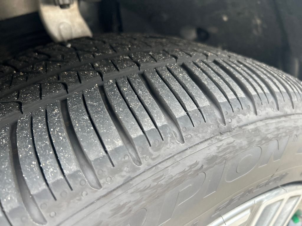 Used 2026 Black Mercedes-Benz GLS 450 image 28