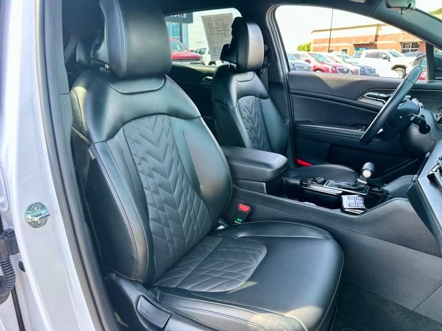 Used 2024 White Kia X-Line image 22