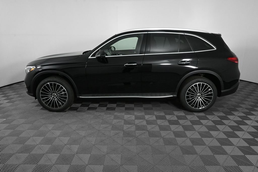 New 2026 Black Mercedes-Benz GLC 300 image 3