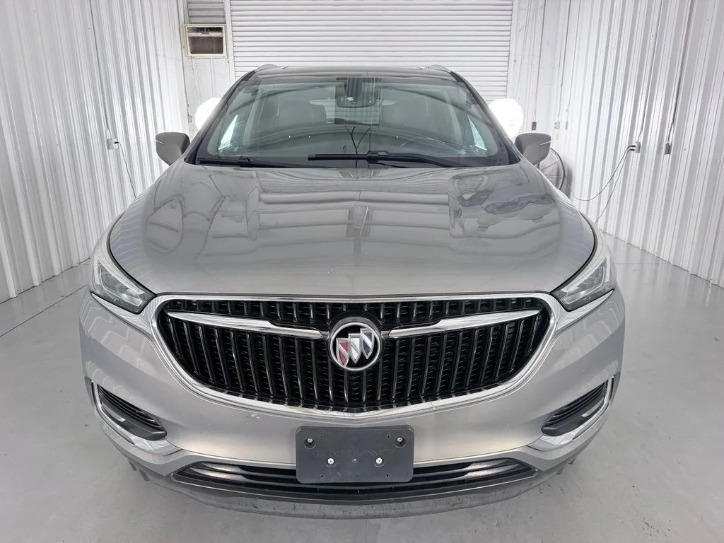 Used 2018 Gray Buick Essence image 2