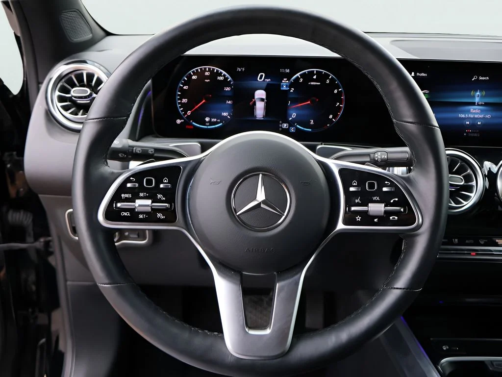 Used 2023 Night Black Mercedes-Benz GLB 250 image 30