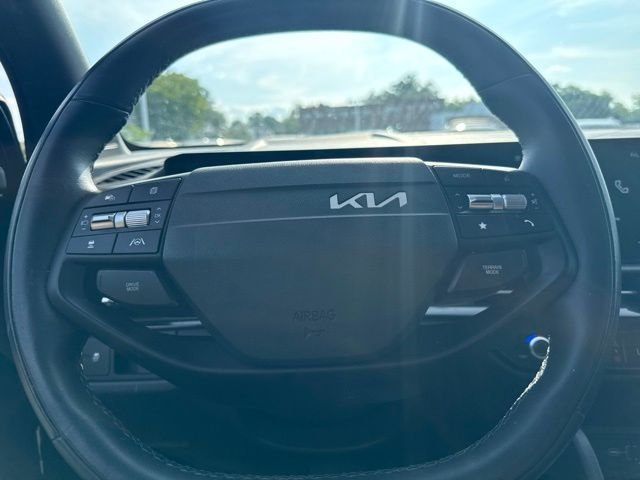 Certified Used 2026 Black Kia X-Line image 21