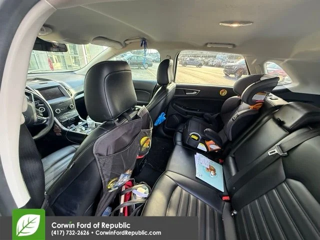 Used 2020 Silver Metallic Ford SEL image 9