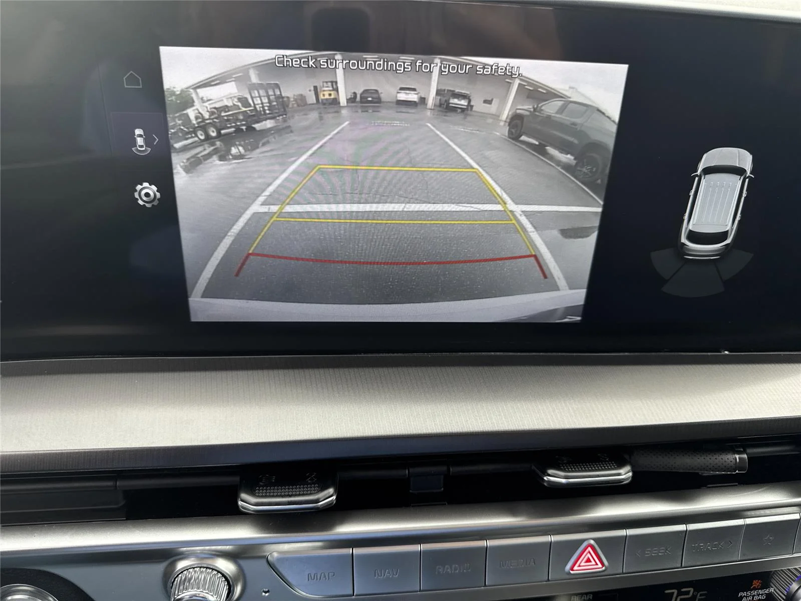 Used 2025 Glacial White Pearl Kia S image 25