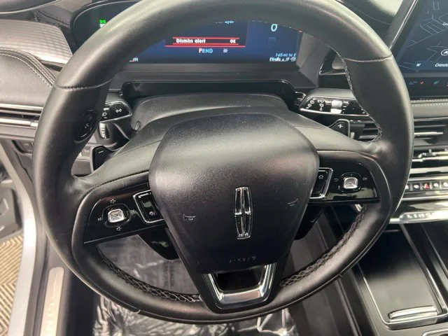 Used 2023 Silver Lincoln Standard image 21