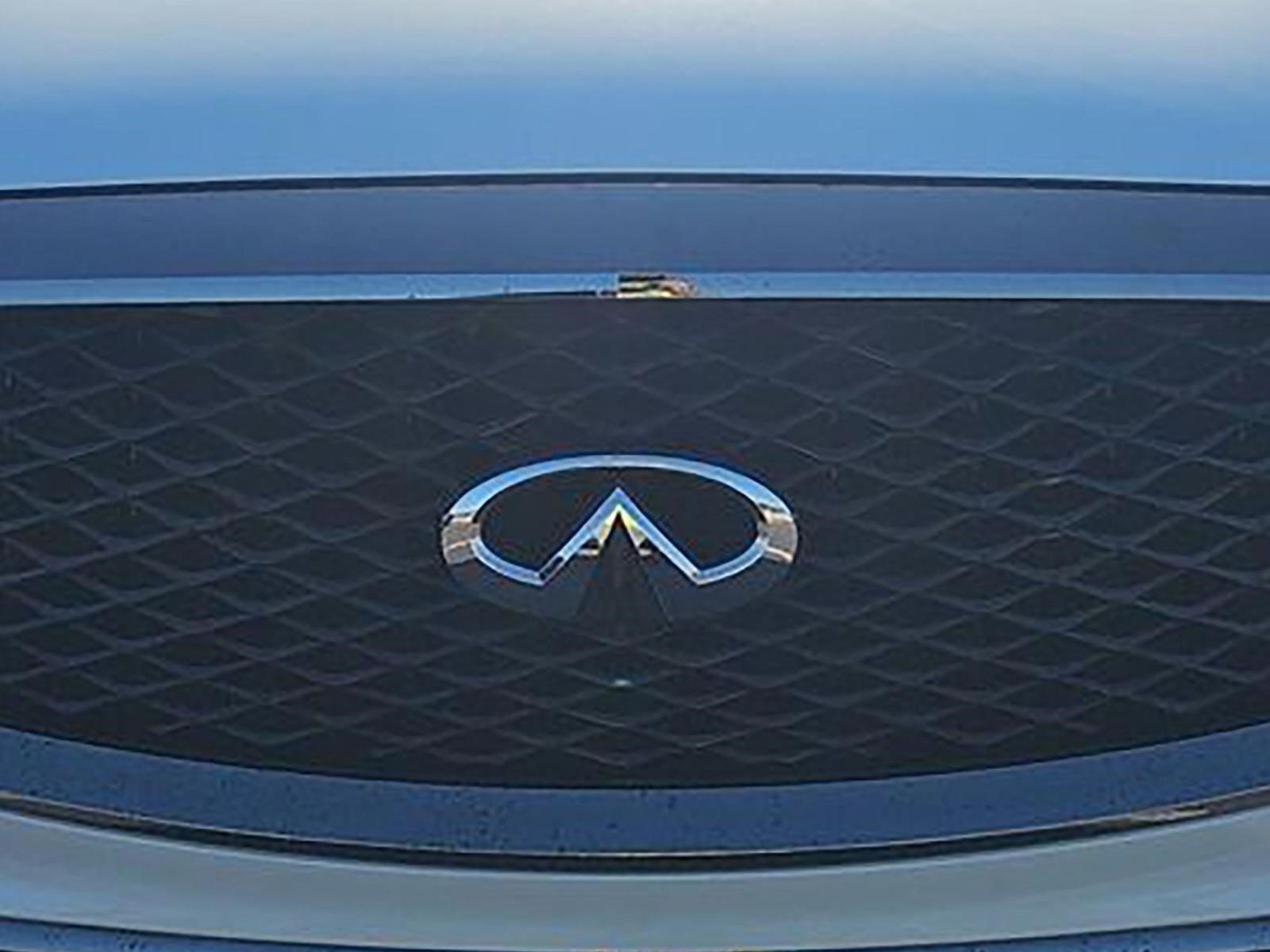 Used 2023 Moonstone White INFINITI PREMIUM SELECT image 20