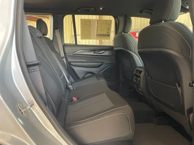 Used 2025 Silver Jeep Laredo image 23