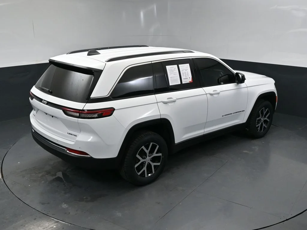 Certified Used 2024 White Jeep Limited image 38
