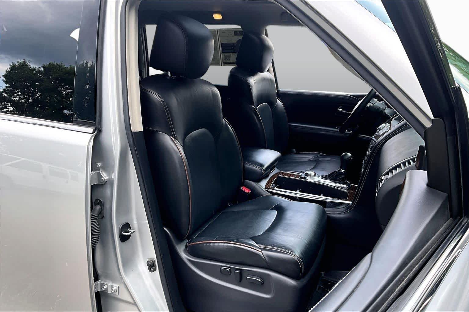 Used 2019 Brilliant Silver Metallic Nissan Platinum image 7