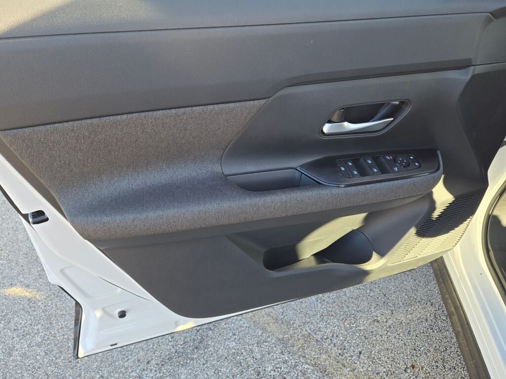 Certified Used 2026 White Nissan SV image 19