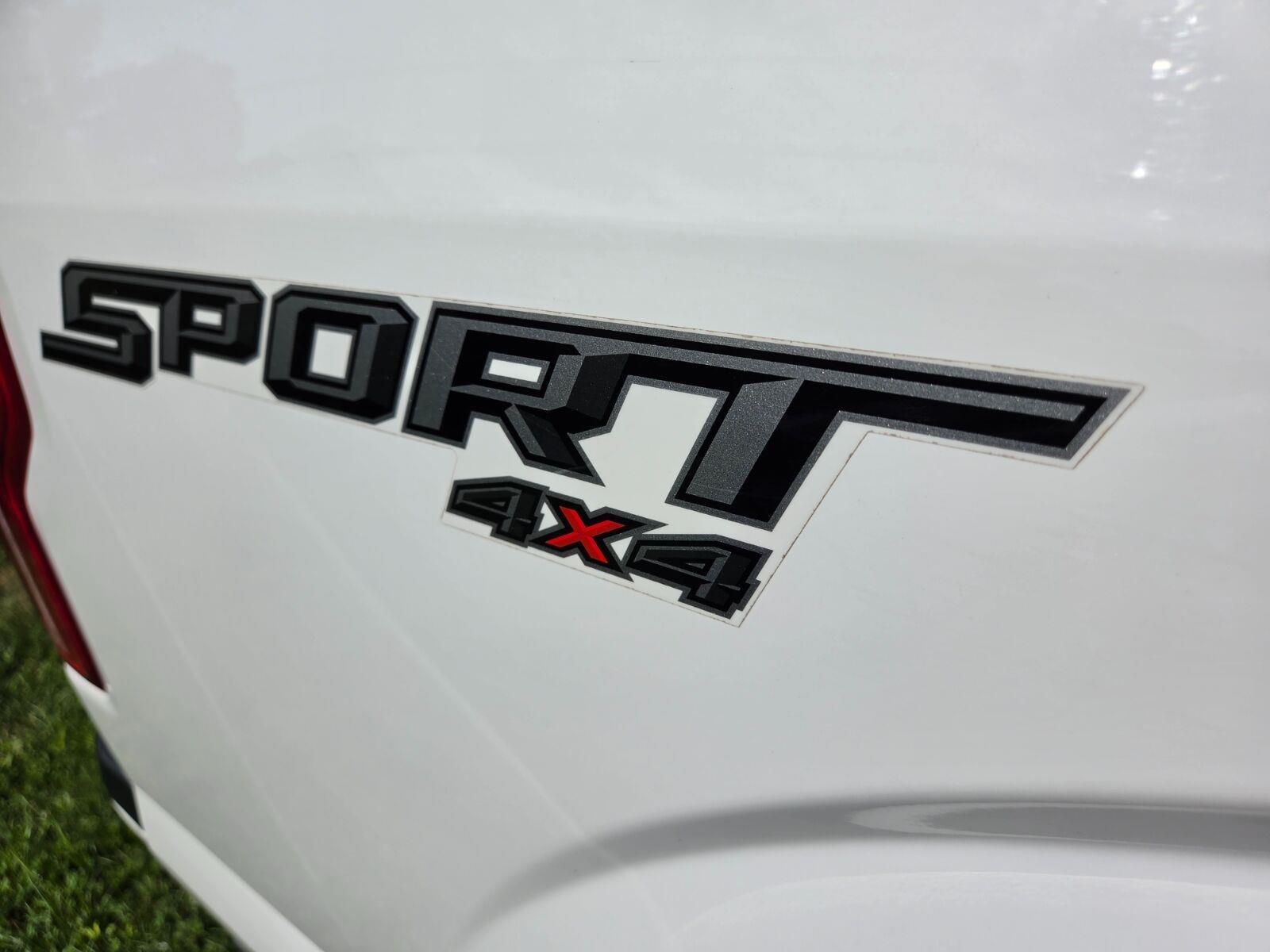 Used 2017 Oxford White Ford XLT image 6