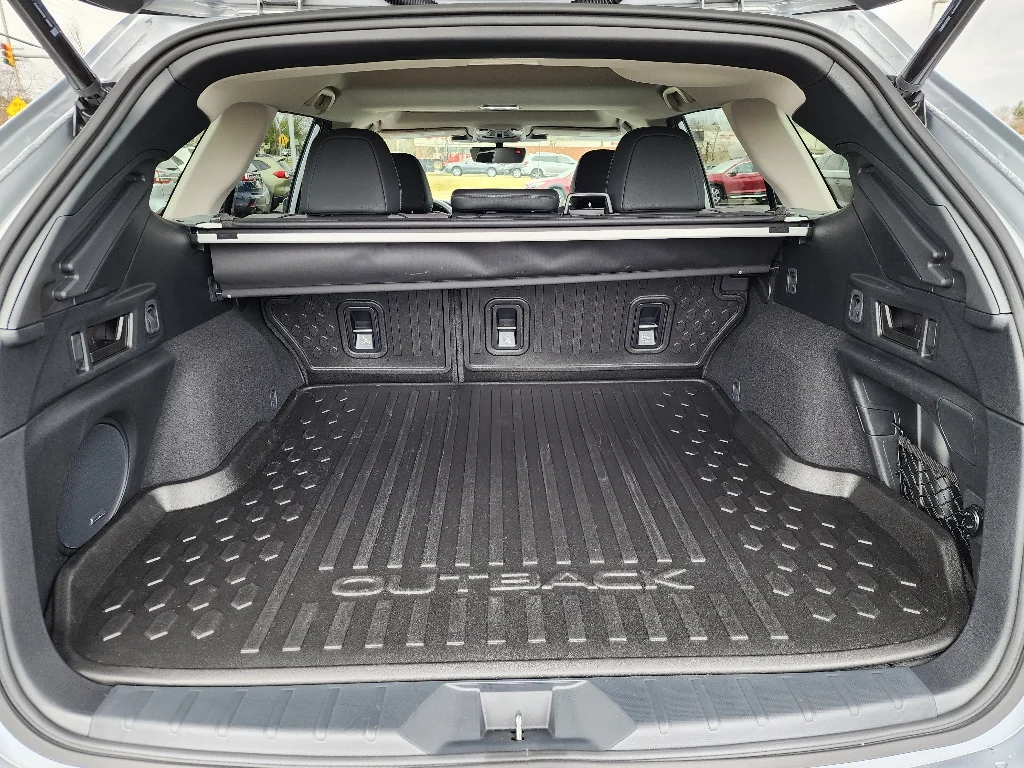 2025 Subaru Outback Onyx Edition - Photo 6