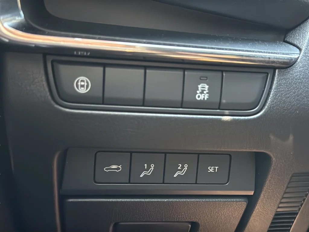 Used 2019 Red Mazda Preferred image 22