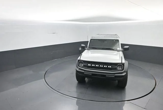 New 2026 Avalanche Gray Ford Base image 23