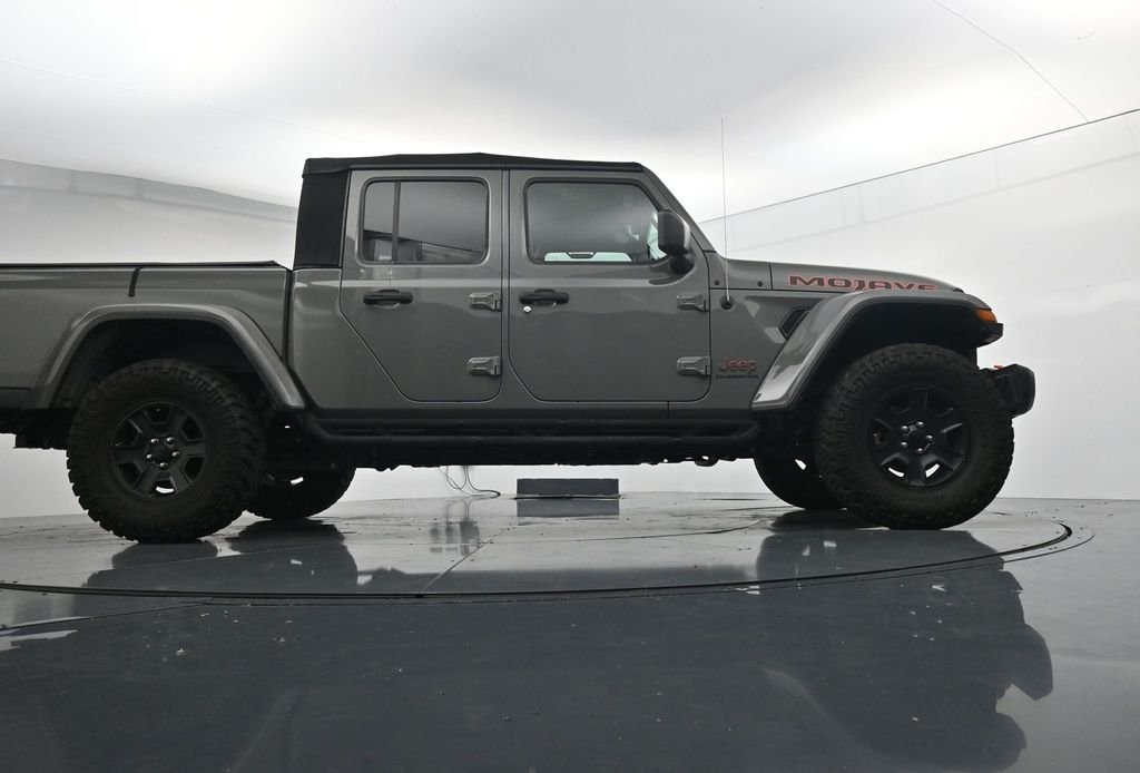 Used 2021 Gray Jeep Mojave image 38