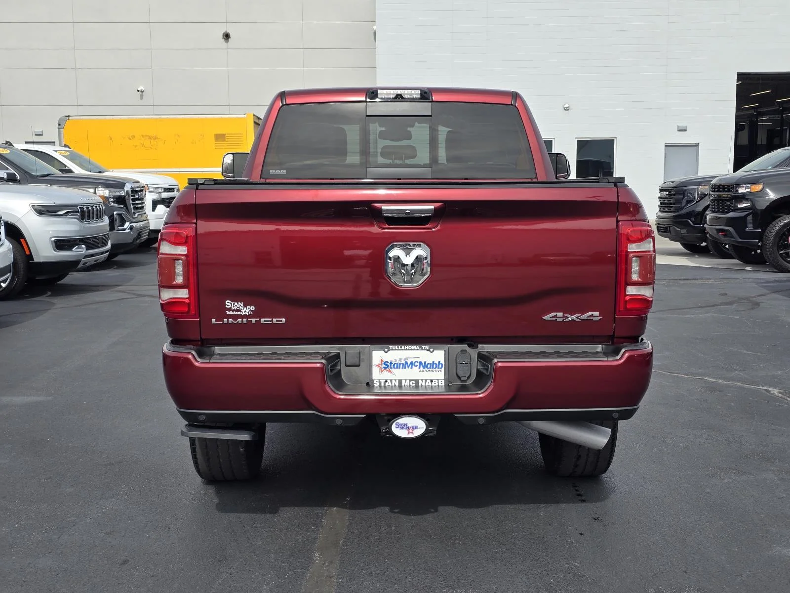 Used 2021 Delmonico Red Pearlcoat Ram Limited image 6
