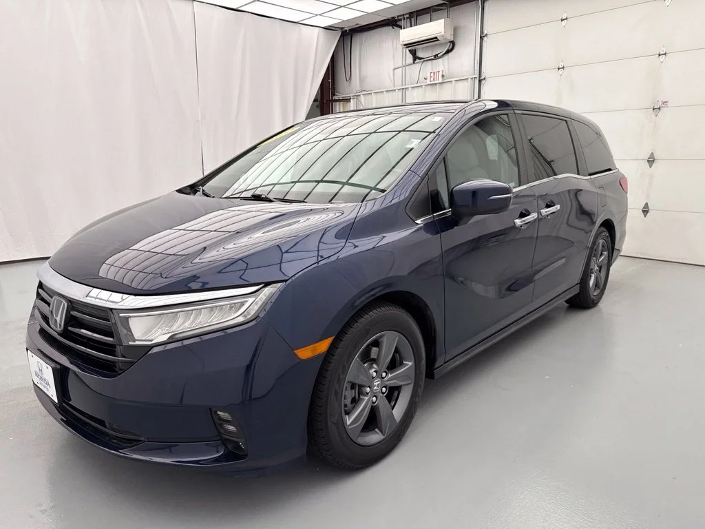 Used 2022 Obsidian Blue Pearl Honda EX image 3