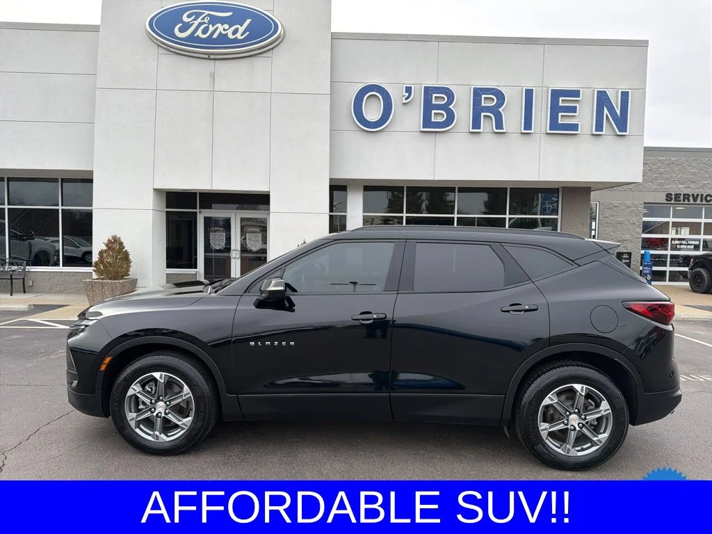 Used 2023 Black Chevrolet LT image 2