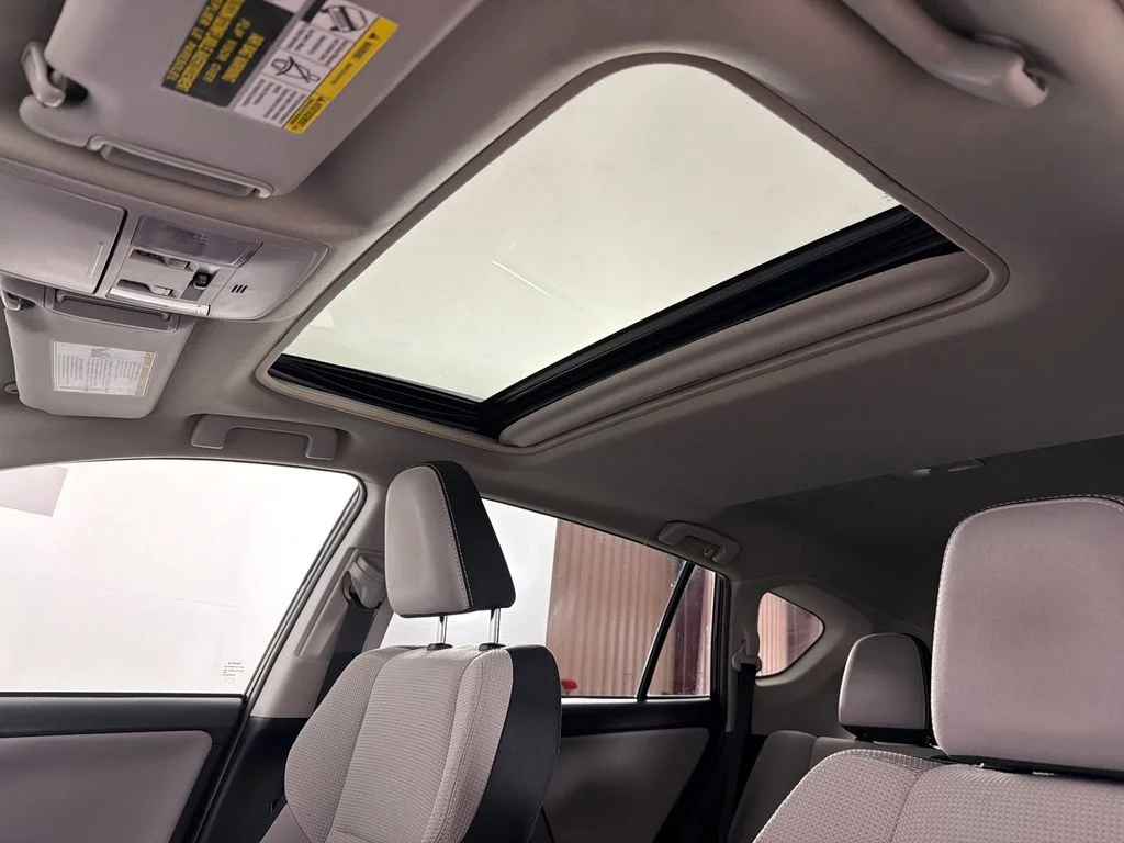 Used 2017 Toyota RAV4 XLE with VIN 2T3WFREV7HW384450 for sale in Newnan, GA