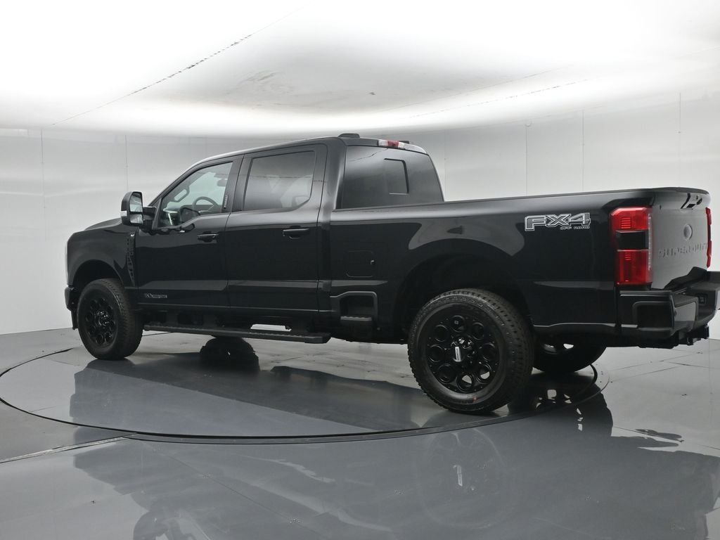 New 2026 Agate Black Metallic Ford XLT image 6