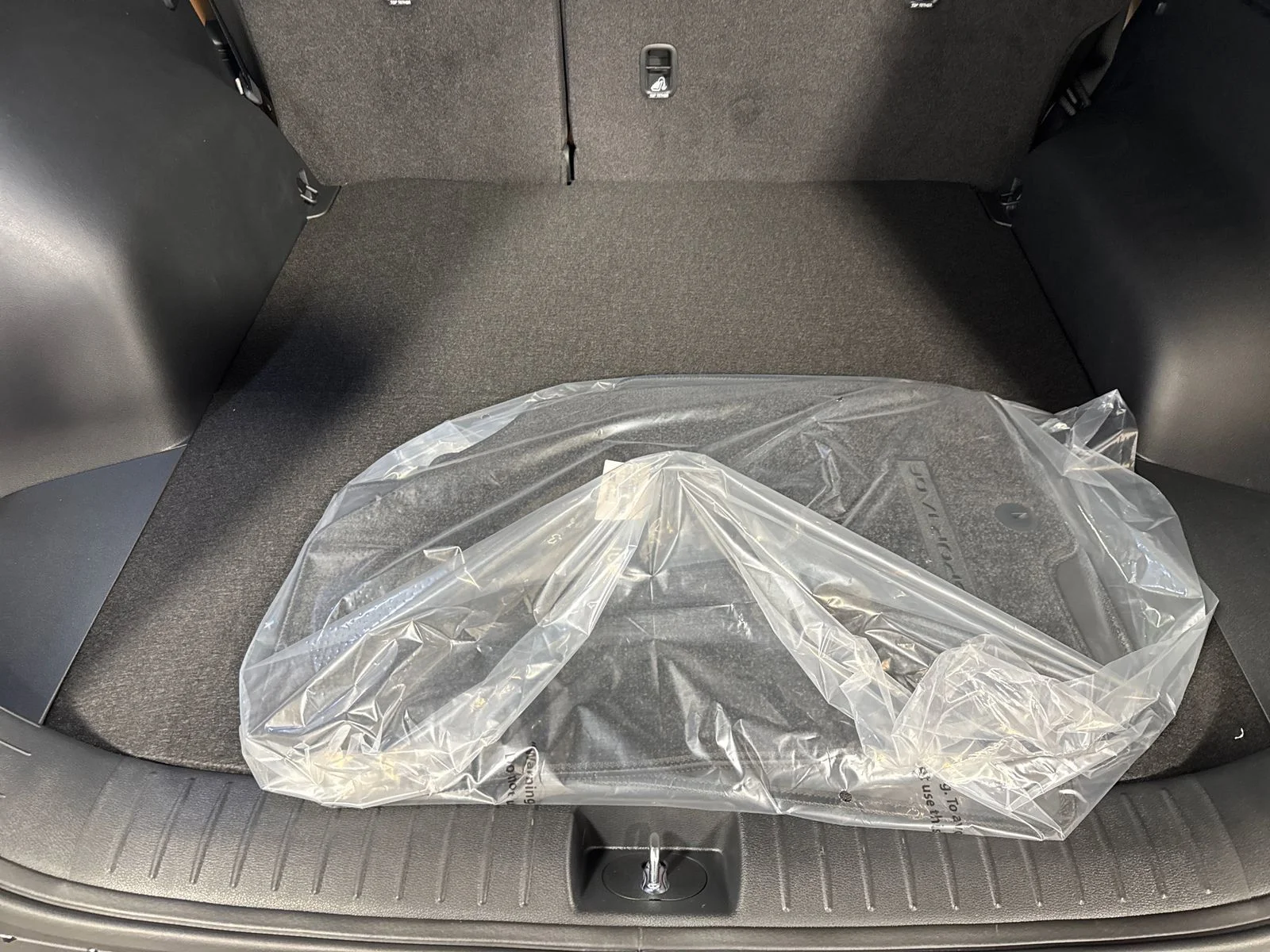 New 2026 Wolf Gray Kia X-Line image 24