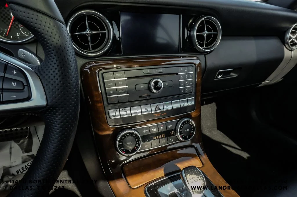 Used 2019 Gray Mercedes-Benz SLC 300 image 23
