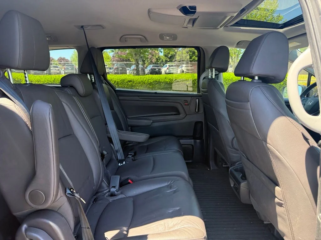 Used 2019 Pacific Pewter Metallic Honda EX-L image 22
