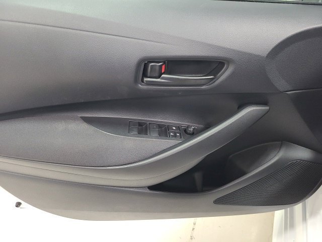 New 2026 Wind Chill Pearl Toyota LE image 17