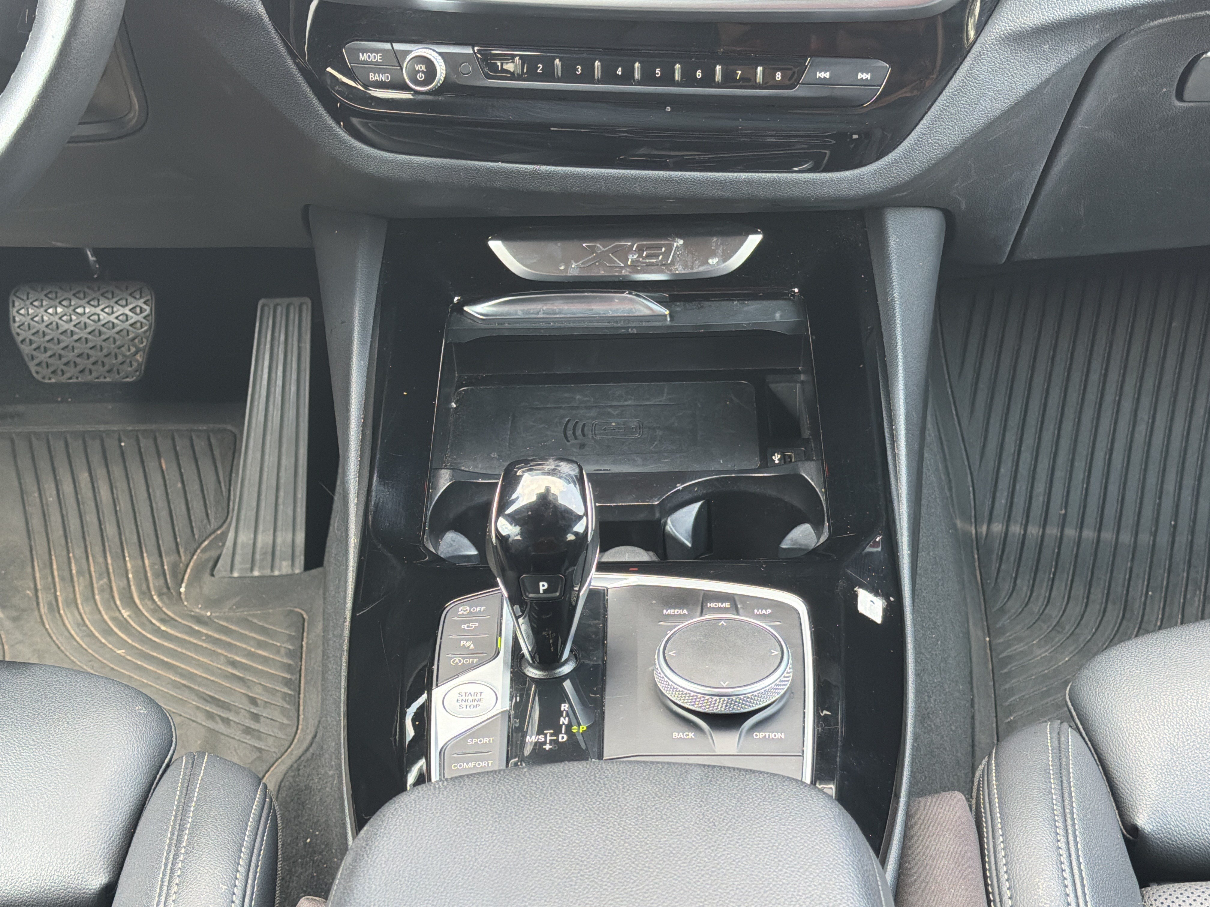 Used 2023 Dark Graphite Metallic BMW sDrive30i image 5