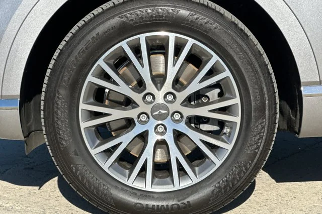 2024 GENESIS GV80 Standard - Photo 34