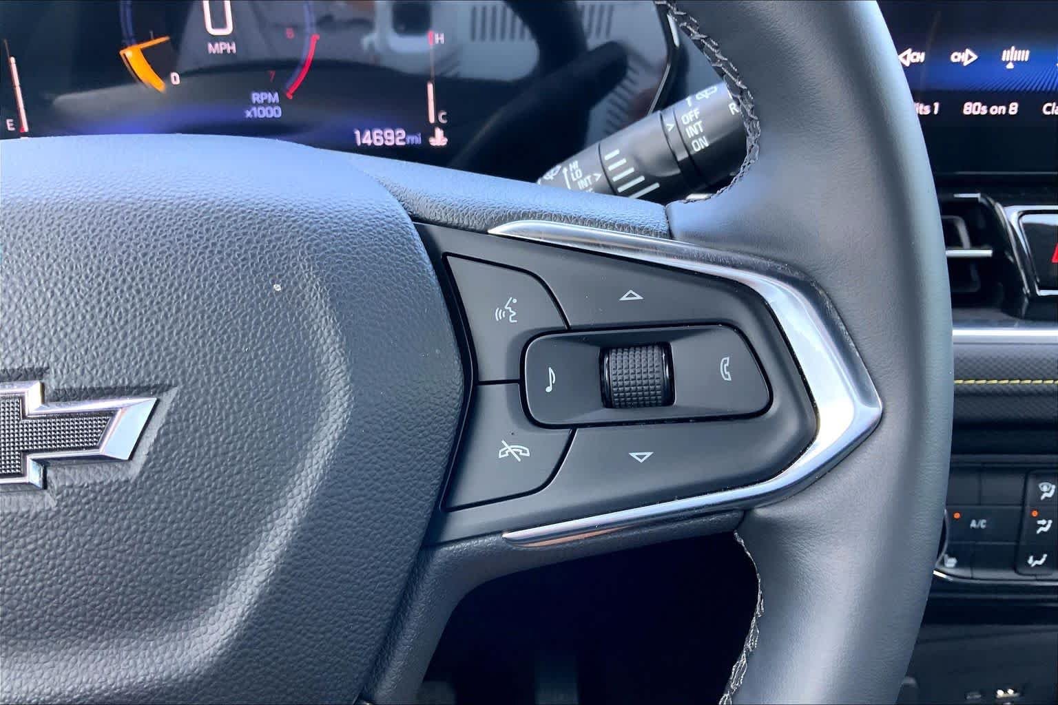 Used 2025 Sterling Gray Metallic Chevrolet ACTIV image 25