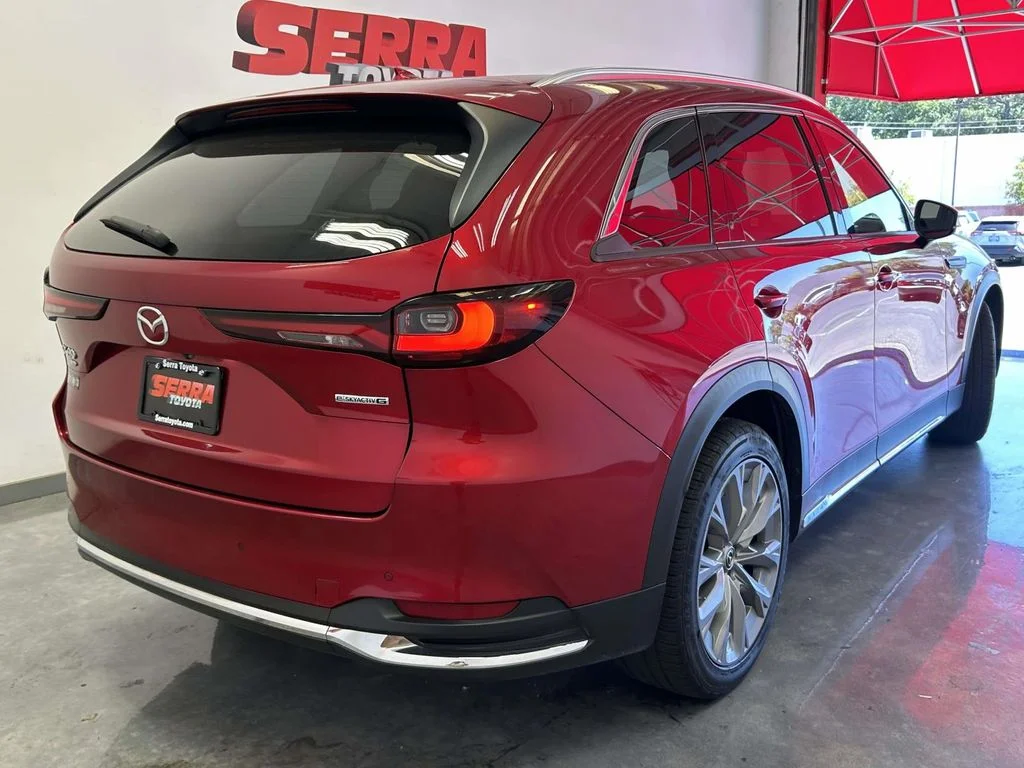 Used 2024 Red Mazda 3.3 Turbo Premium image 3