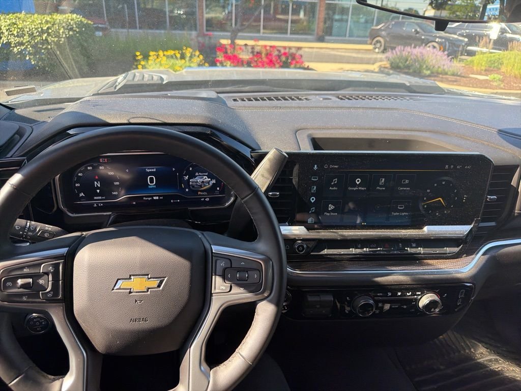 Used 2025 Gray Chevrolet LT image 14