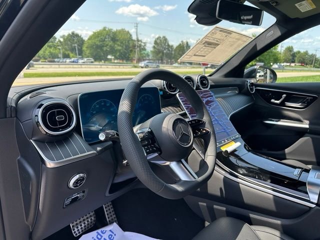 New 2026 Black Mercedes-Benz GLC 300 image 14