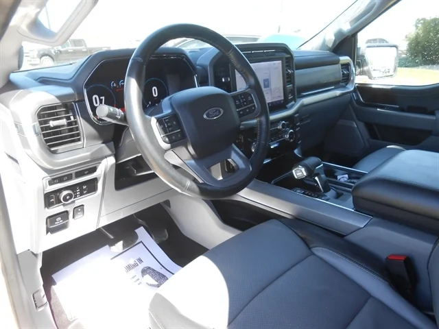 Used 2023 Star White FORD  image 3