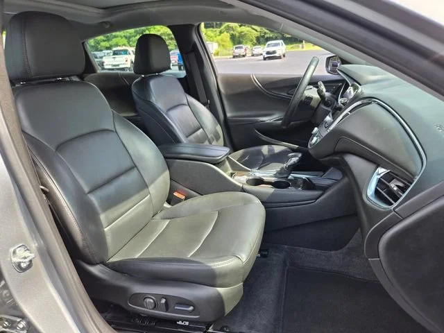 Used 2024 Sterling Gray Metallic Chevrolet 2LT image 22