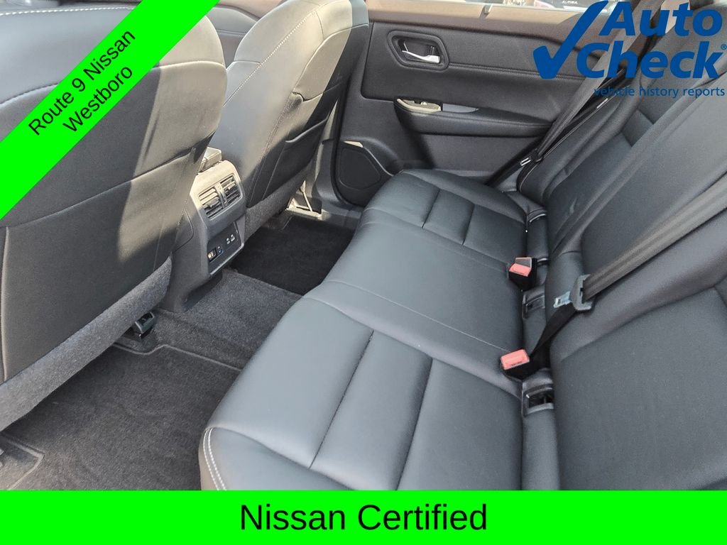 Used 2023 Black Nissan SL image 15