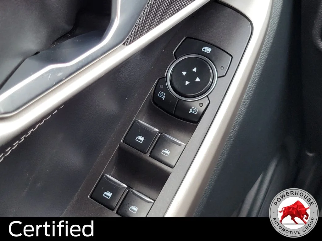 Used 2024 Silver Ford XLT image 28